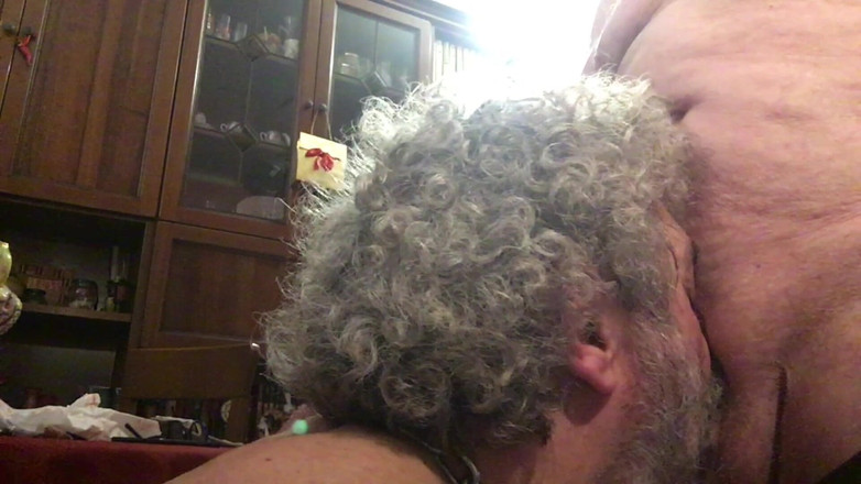 Nypster: Felațiile mele fabuloase - 1 cântec de tată