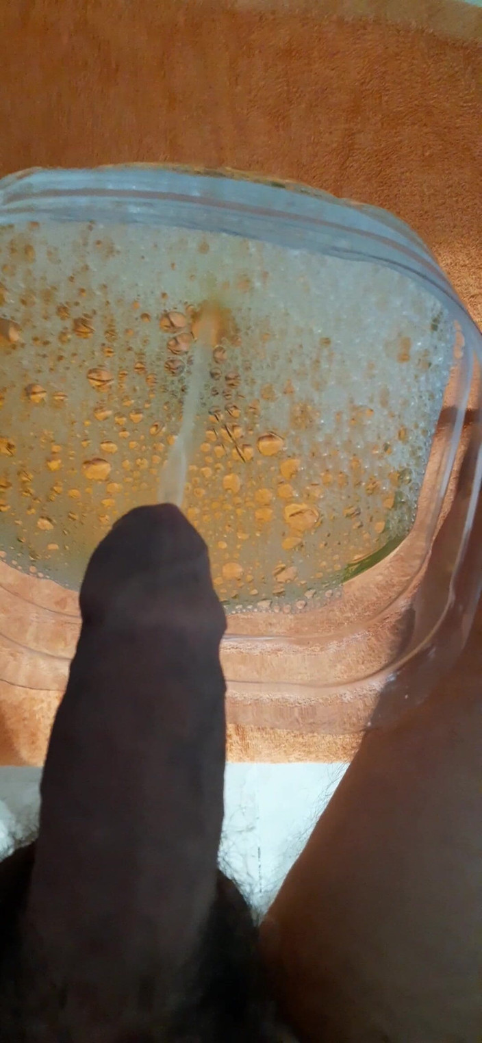 Orinadas_jmv54: Meada En Una Botella.