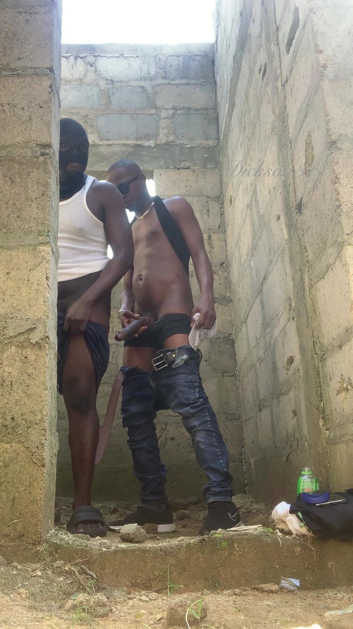 Dickass3x: Швидкий раком у незавершеній будівлі з моєю темношкірою подругою-товстушкою