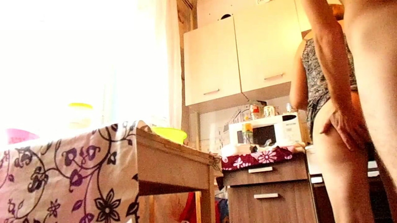 Horny Fuck Teens: Šukání v kuchyni