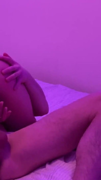 La ragazza del mio amico è ora la mia porno star personale