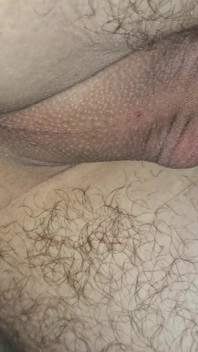 Scopabile checca twink ha dato a papà un buco da scopare per lo scaricamento di sperma!