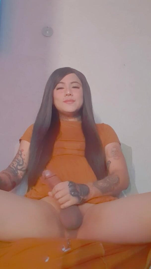 Kimberly Polizzi: Pretty T-girl masturbate alone