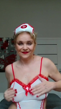 Pielęgniarka MILF okazała się nimfomanka