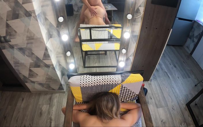 Julia SQuirt: 하드코어한 주부 따먹기(계속)
