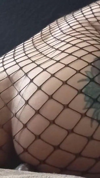 Uctívání polibek čichání a lízání mé perfektní pinay ass giantess facesit vol 002