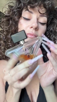 Botella de perfume Asmr