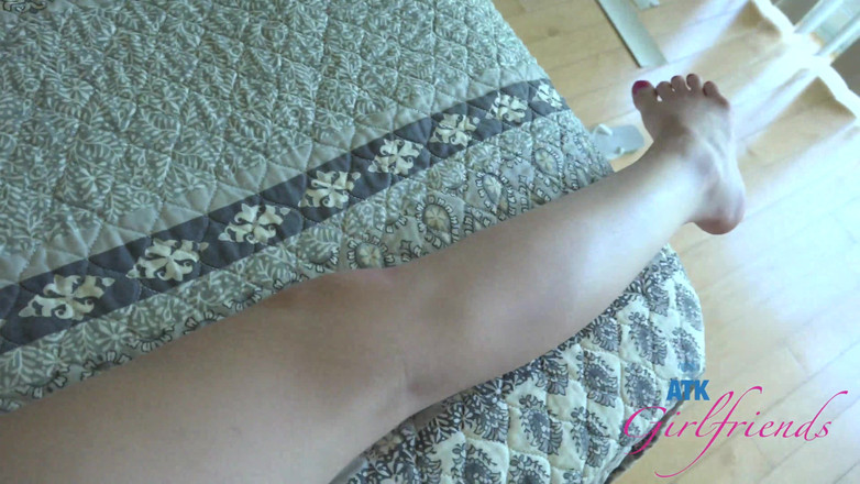 ATK Girlfriends: Vacanze virtuali