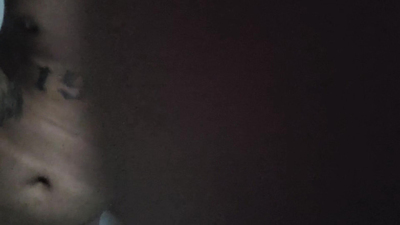 Xdaniell26: Rien que moi, mes doigts et un jouet profond