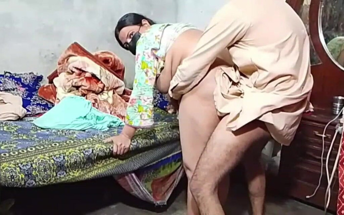 Abida pavreen: Boss fru lämnade för befordran, hindi chudai video