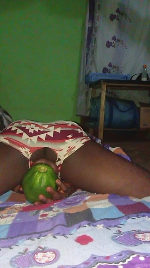 Badman4606: 보지를 흩어놓은 브라이슨 거유