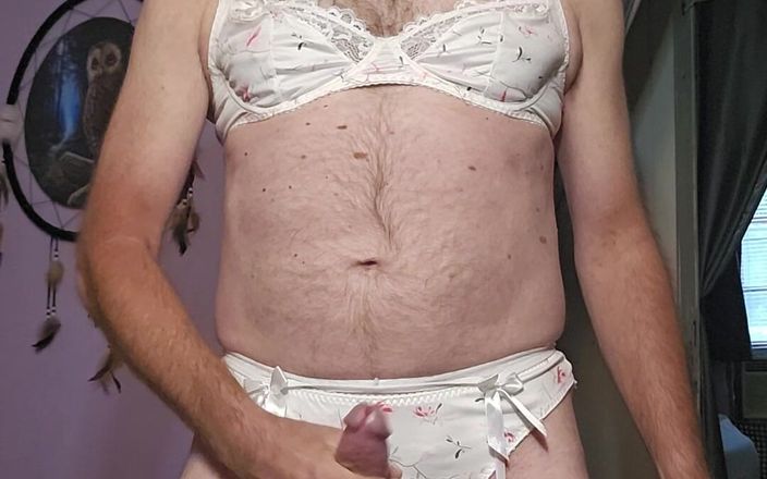 Fantasies in Lingerie: Bardzo potrzebne wydanie. Cieszyć się