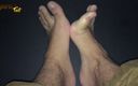 Manly foot: Tuve que limpiar mis dedos de los pies que tenían...
