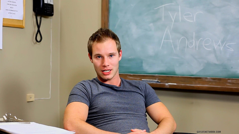 Teach Twinks: Przystojny Tyler się wyjaśnia