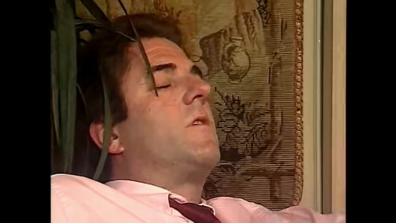 Bisco Birchwood Productions: Heiße schlampe hat dreifache schwanz-fantasie!