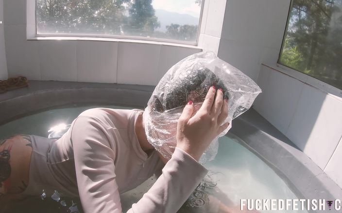 Fucked fetish: 4k पानी से चुदाई सेक्सी लैटिन स्वामिनी स्विमसूट टॉपपल्स
