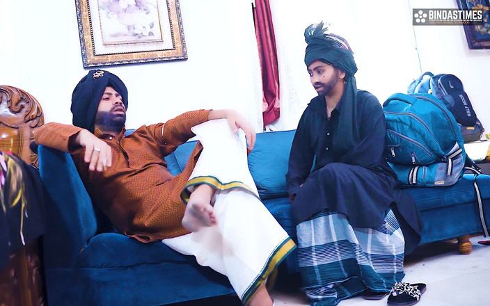 Xxx Lust World: Індійський водій вантажівки перетворюється на дівчину і хардкорно трахається зі справжнім власником вантажівки