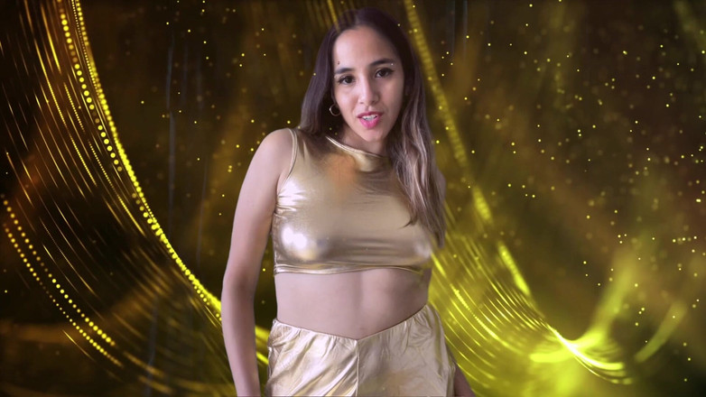 Goddess Alexa femdom: 为你的黄金上帝而犯罪