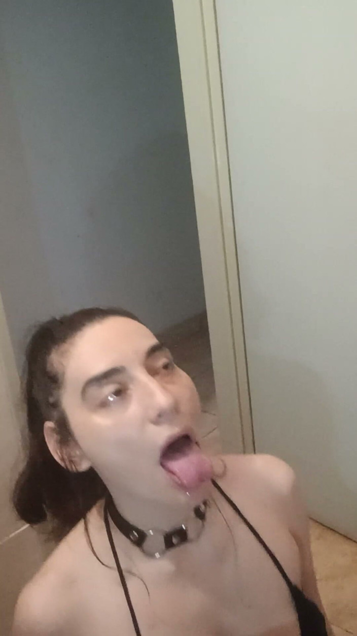 Luli and Indio: Luli Att vara en mänsklig toalett piss och extrem deepthroat