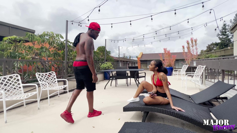Major Ebony: Rome Major si scarica sul viso di sexy ragazza ebano...