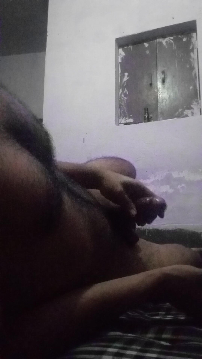 Raaz26d: Unique Style Masturbating and Oiling My Dick and Getting Ready...