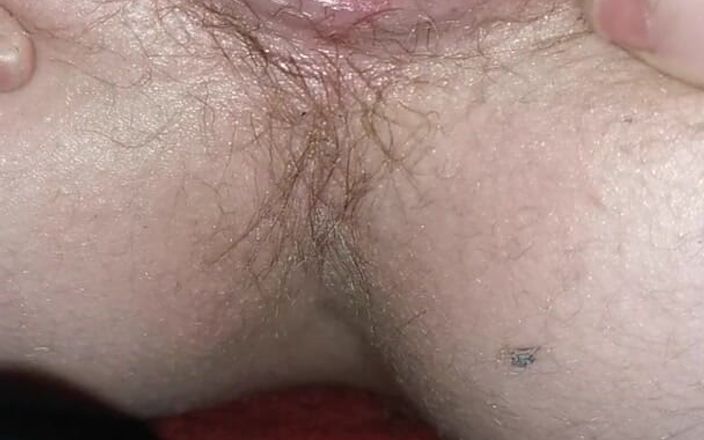 Justin Schell: Close-up van mijn strakke verzakking anus.