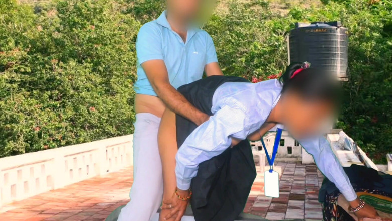 Beatricee: Studenci outdore rooftop open sex.desi village teen girl sex outdoor...