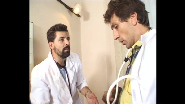 MMV films - The Original: Brunette milf hard geneukt door haar dokter