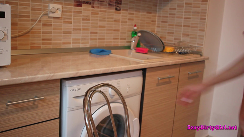Sexy Dirty Girl: I get fucked rough doggystyle in the kitchen