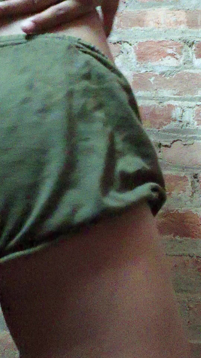 P_baby Ji: セクシービデオガール