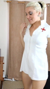 Elle B - petrecere