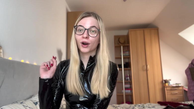 Goddess_Bella_Rae: Kamu nggak pernah merasa bersalah menjadi seorang beta? Video ini...