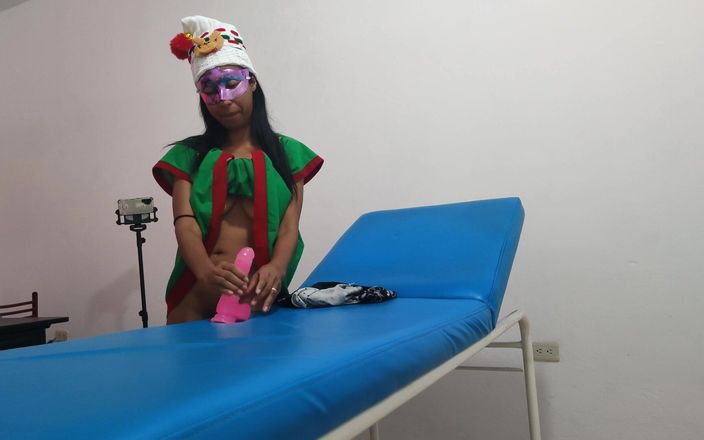 NEGRITA SEXY: Brunette Stepsister Dressed up in a Sexy Female Elf Costume...
