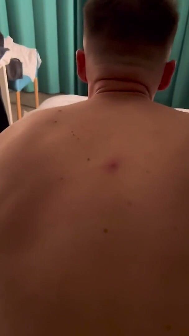 Lucas MBoy: Lucas îl fute pe Filip