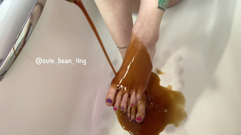 Alice Bean: Сироп на моїх ногах