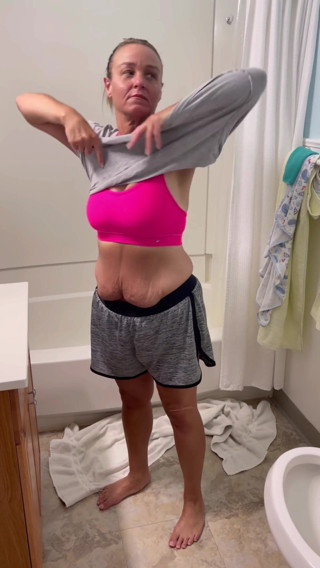 Sweet Marie: Me undressing after working out and spreading my ass