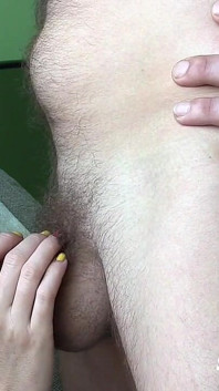 Muhteşem şekilli ve yüzlü esmer orta yaşlı seksi kadın Sylvia Chrystall sikiş partisi. Sakso, amcık yalama ve parmaklama, mükemmel göt