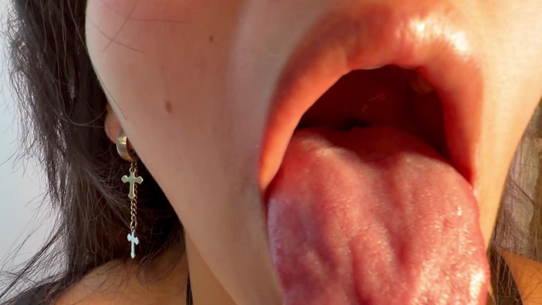angellkink: Everything in My Mouth