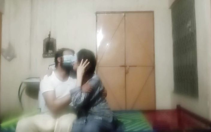 SHAKRATASNEEM: Adik tiri ngentot malam dasi seksi di rumah