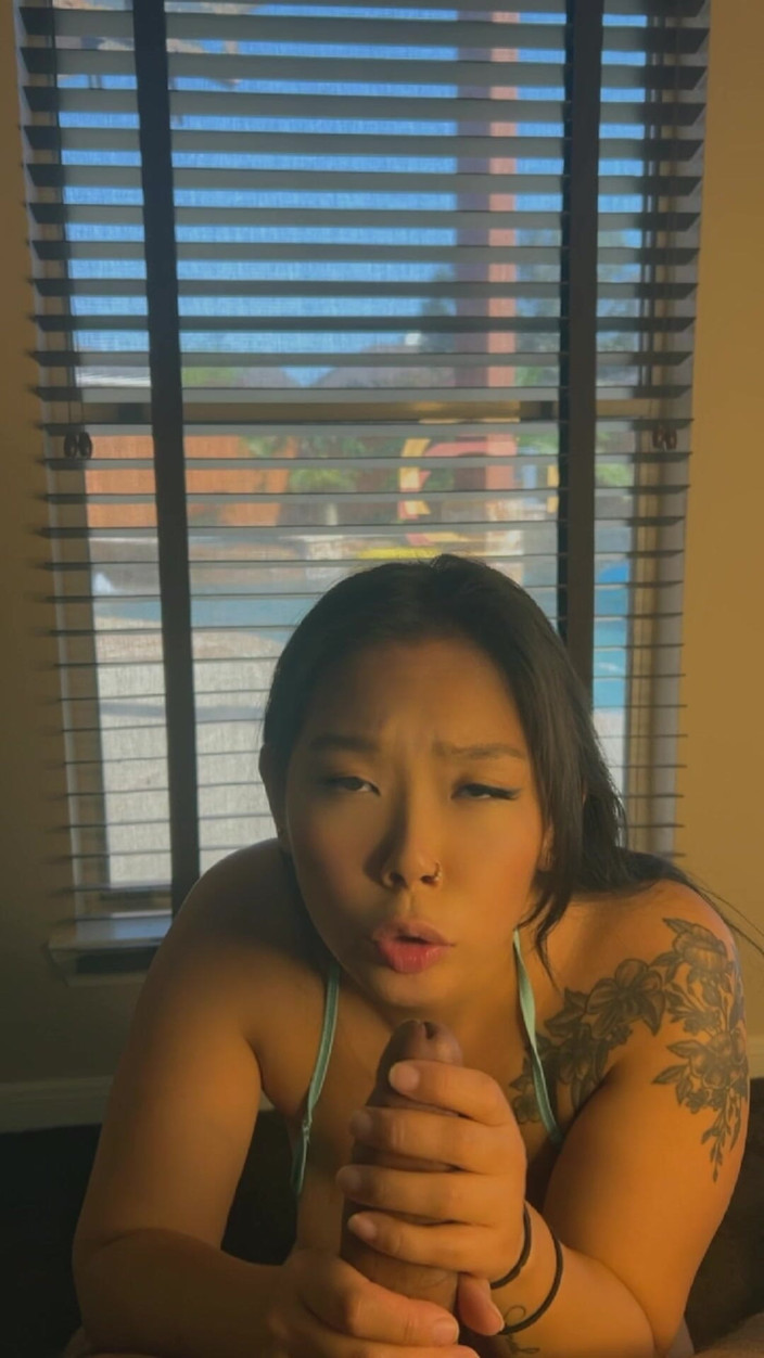 ThiccAsianMimi: Sexy Asian Girl Giving Handjob and Blowjob Huge Cumshot