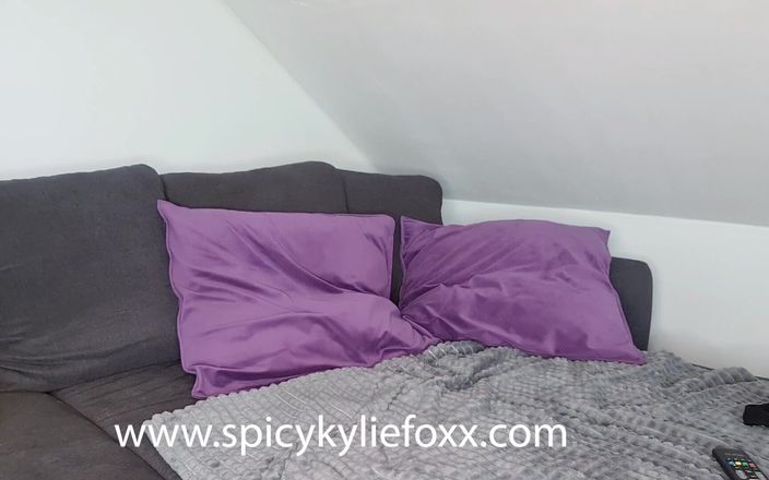 SpicyKylieFoxx: Better Than Any TV Program: Dildo Escalation