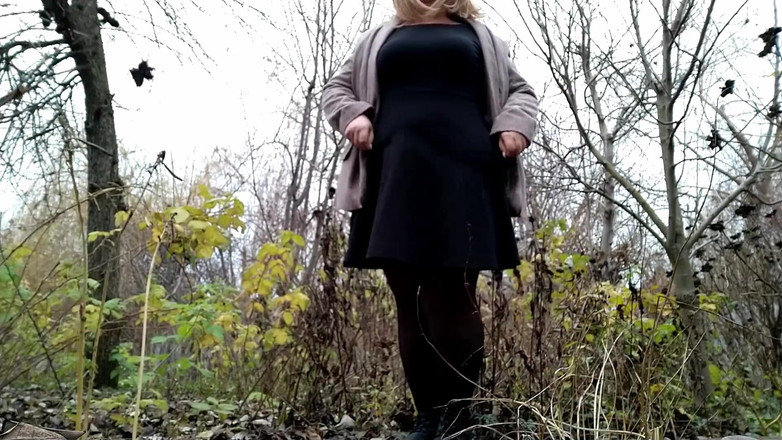 OurFetishLife: Sexy nevlastní matky, díry v přírodě