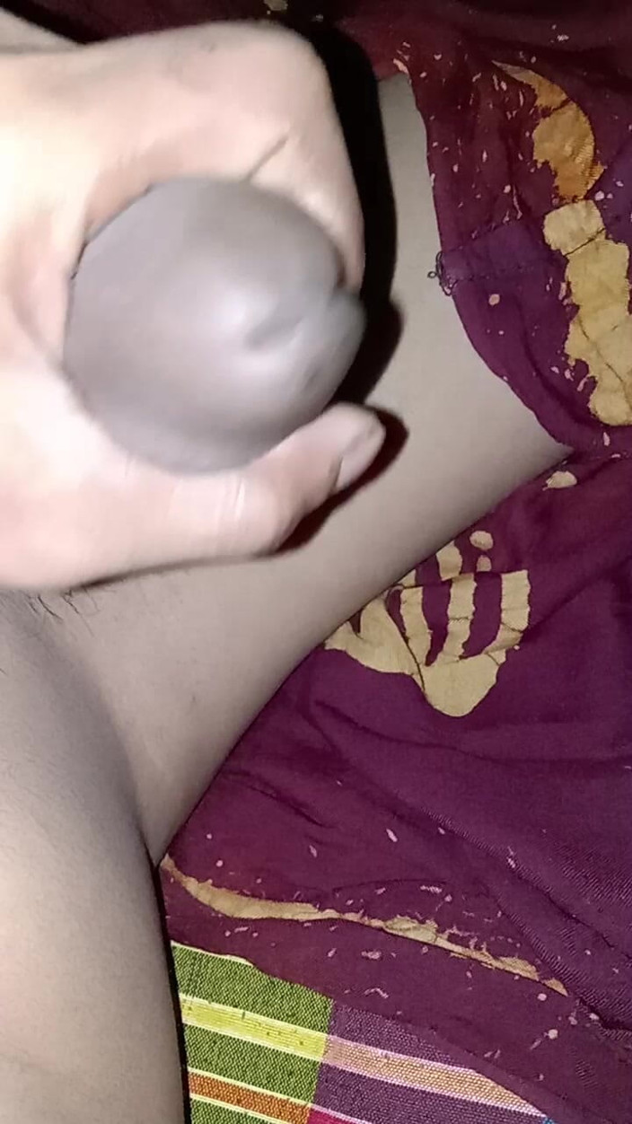 meetmesn: Desi Guy Big Cock