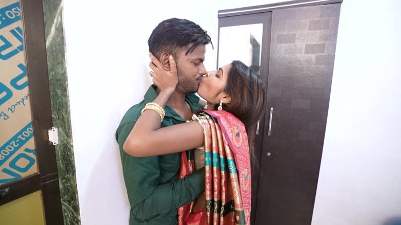 SEXYBHABHIX: Sanjana, star du porno desi indienne, nouveau sexe viral avec...