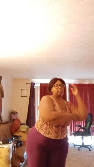 Cosmicrose 678: Cougar montel Bellydancing