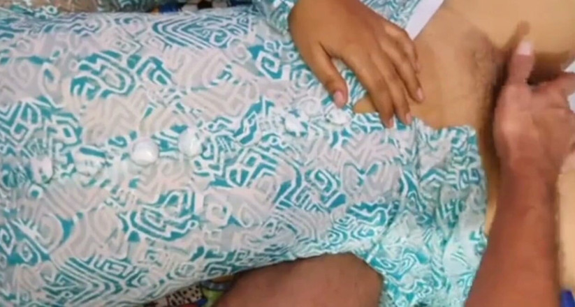 Poojakabir: Pooja Bhabhi Wears a New Dress and Has Sex in...