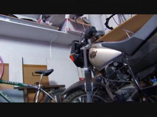 European Classics: She gets her motorcycle repaired and pays with blowjob