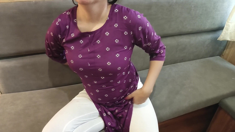 Saarabhabhi6: Indisk styvmamma och styvson Ka Najayaz Walla Pyar Bete Se...