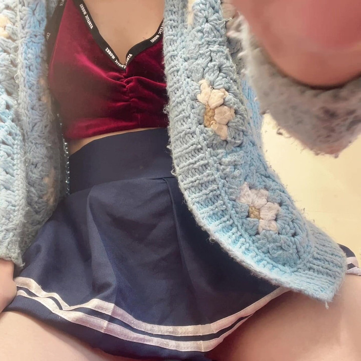 sweethanajapanese: Hana Sexy na vysoké škole Sukně Oblečení Perfext Tělo Dobrý zadek