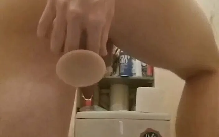 Gaylightt: I Fucked My Ass in the Toilet